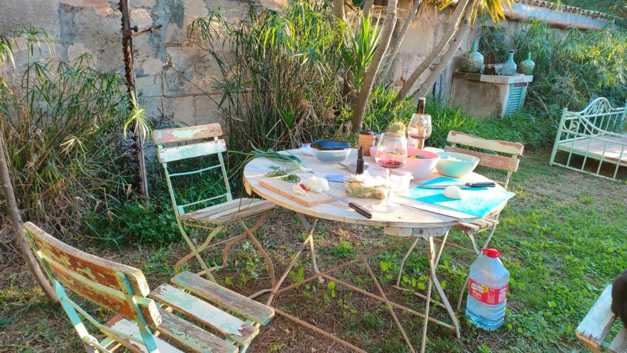Arthouse Campos Mit Haus Galeria 110Qm Und Appartementhaus Mit Patio 30Qm المظهر الخارجي الصورة