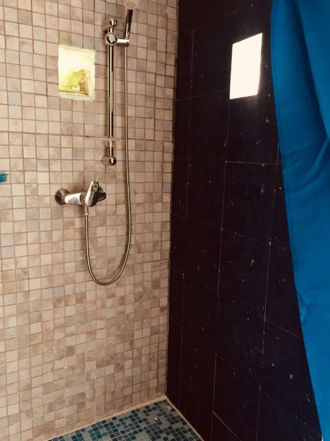 Arthouse Campos Mit Haus Galeria 110Qm Und Appartementhaus Mit Patio 30Qm المظهر الخارجي الصورة